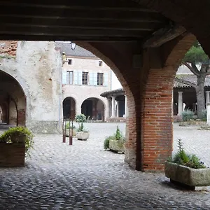 Apartment Au Centre D'art Arkad, Auvillar